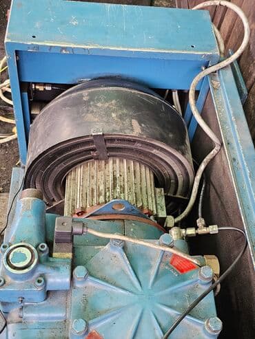 Сейфы: Компрессор Электрический, Винтовой, Б/у — 9