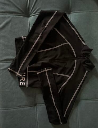 брендовые свитшоты: Укороченный женский топ черного цвета с длинными рукавами и — 1