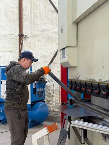 отрезной станок по металлу: Жестяные работы, Листогиб — 2