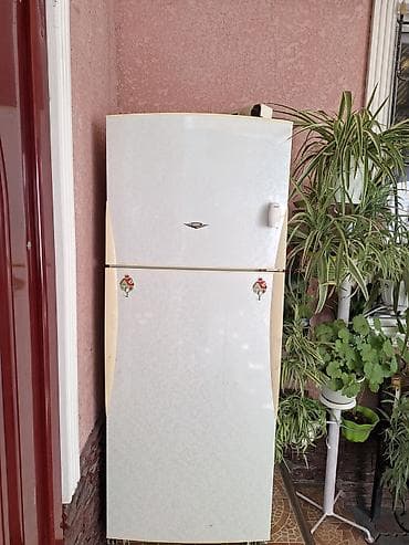 Продаю холодильник/.Вестел