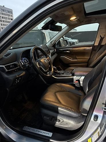 фура жак: Toyota Highlander: 2023 г., 2.5 л, Автомат, Гибрид, Кроссовер — 9