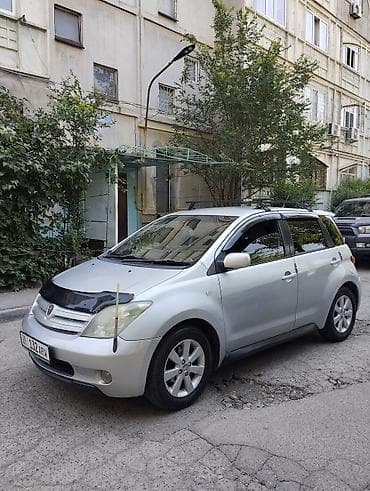 vitz platz: Toyota Ist: 2003 г., 1.5 л, Автомат, Бензин, Хэтчбэк — 1