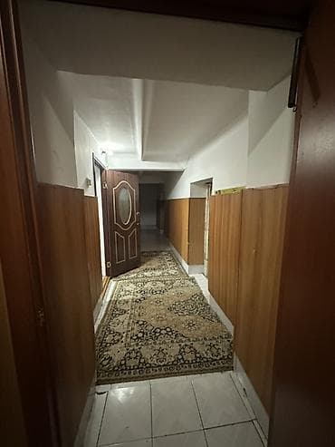 Продаётся жилой дом в районе Ак-Орго с благоустроенным двором и крытой — 1