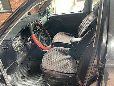 степ эреф 1: Volkswagen Golf: 1992 г., Кол менен иштөөчү, Бензин — 7