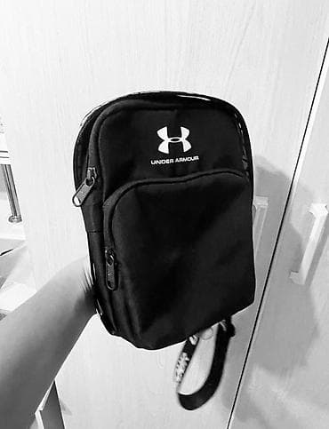 Другие сумки: Сумка через плечо Under Armour - Компактная кросс-боди/мессенджер для — 1