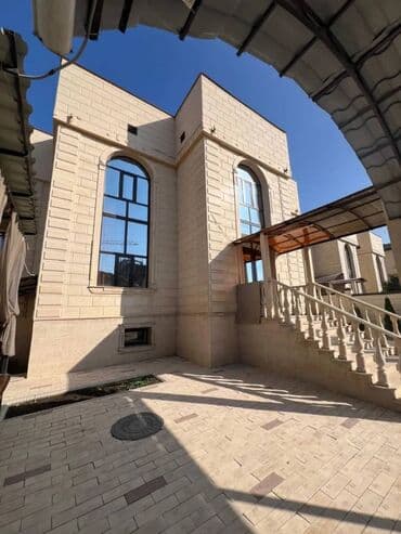 Үйдү ижарага алам: Үй, 270 м², 6 бөлмө, Кыймылсыз мүлк агенттиги, Евро оңдоо — 1