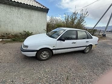 step vagon: Volkswagen Passat: 1994 г., Седан — 2