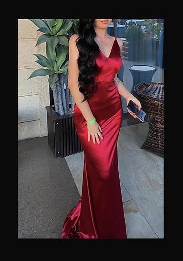 Выпускное/Вечернее платье в пол из атласной ткани, насыщенного