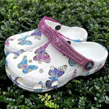 кроксы крокс crocs: Шлепки - машинки 600сом. Детские crocs: Бабочки, Hello kitty — 5