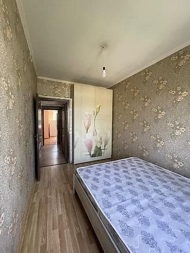 квартир: 3 комнаты, 75 м², Толойкон мкр., 105 серия, 4 этаж, Косметический ремонт — 2