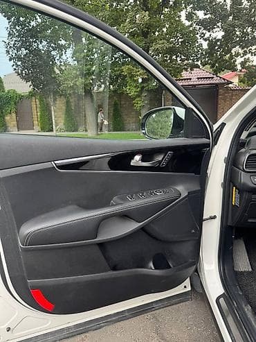 Транспорт: Kia Sorento: 2019 г., 2 л, Автомат, Дизель, Кроссовер — 10