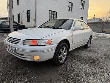 prius prim: Toyota Camry: 1998 г., 2.5 л, Автомат, Бензин, Седан — 2