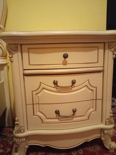 диван на ножках прямой: Срочно срочно продаю спальный гарнитур в отличном состоянии — 5