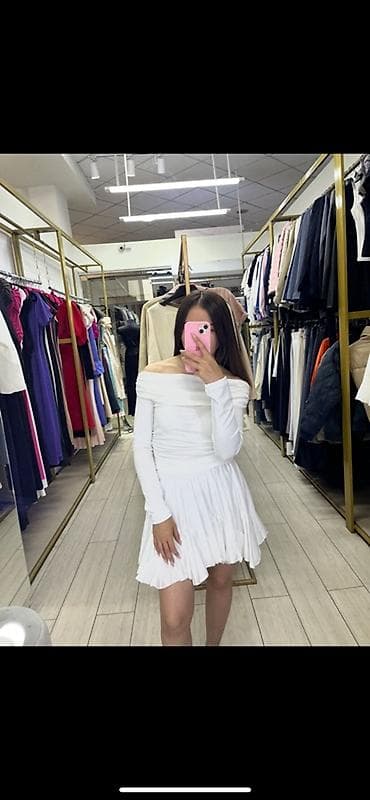 Женская капсула в белой/молочной гамме: 1) Комплект жилет + мини-юбка — 3