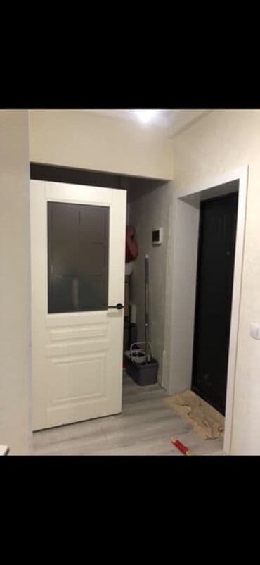 пуфик для салона: Прямой диван, Трехместный — 7