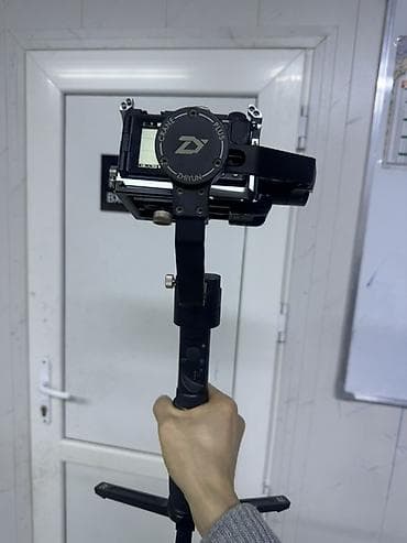 dji avata 2 цена: Стабилизатор для камеры Zhiyun Crane Plus с мини-штативом - 3-осевой — 2