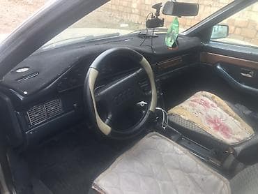 ларго продаю: Audi 100: 1989 г., Седан — 8
