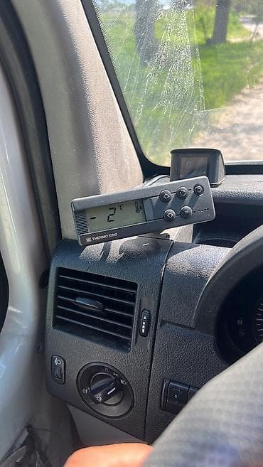 гурзовой спринтер: Грузовик, Mercedes-Benz, 3 т — 2