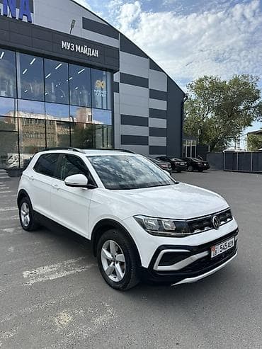 5: Volkswagen T-Roc: 2023 г., 1.5 л, Робот, Бензин, Кроссовер — 3