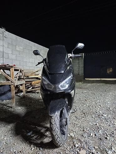 вова тандем: Скутер/максискутер китайского производства, черный цвет. Компактный — 3