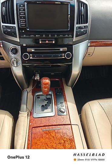 Продажа авто: Toyota Land Cruiser: 2014 г., 4.5 л, Автомат, Дизель, Внедорожник — 10