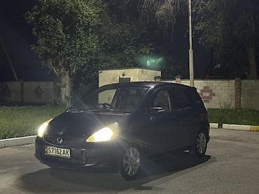 Транспорт: Honda Fit: 2006 г., 1.3 л, Автомат, Бензин, Хэтчбэк — 4