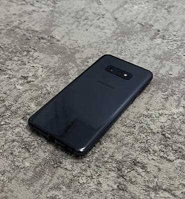 самова: Samsung Galaxy S10e, Б/у, 128 ГБ, цвет - Серый, 2 SIM — 3