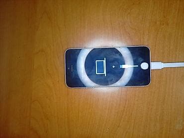 iphone 70: IPhone SE, Серебристый — 1