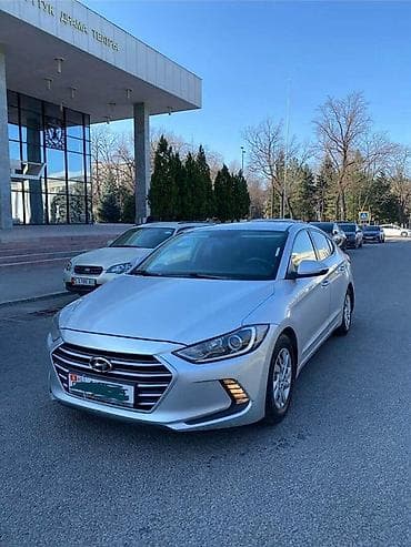 byd e2 2022: Hyundai Elantra: 2018 г., 1.6 л, Бензин, Седан — 1