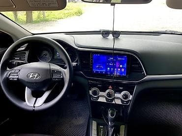 e 303: Hyundai Avante: 2019 г., 1.6 л, Автомат, Газ, Седан — 6