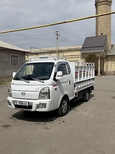 бампер кг: Легкий грузовик, Hyundai, Стандарт, До 1 т, Б/у — 2