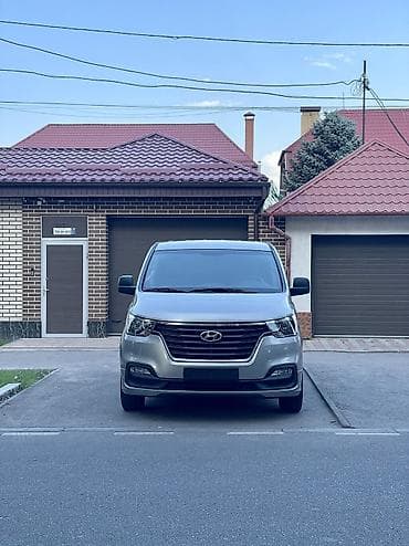 Hyundai Grand Starex: 2020 г., 2.5 л, Автомат, Дизель — 4
