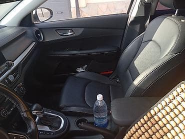 devo matiz: Kia Cerato: 2019 г., 1.6 л, Автомат, Бензин, Седан — 4