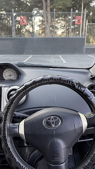 Транспорт: Toyota Ist: 2004 г., 1.5 л, Автомат, Бензин, Хетчбек — 7