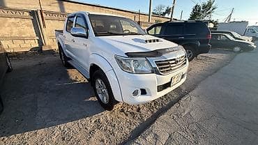 коробка w202: Toyota Hilux: 2014 г., 2.8 л, Механика, Дизель, Пикап — 1