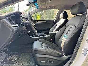 Продажа авто: Hyundai Sonata: 2023 г., 2 л, Автомат, Газ, Седан — 6
