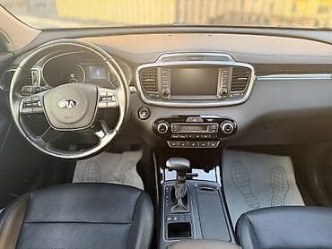 машина в идеальном состоянии: Kia Sorento: 2019 г., 2 л, Автомат, Дизель, Кроссовер — 8