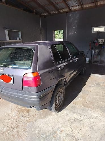 sprinter 315: Volkswagen Golf: 1993 г., 1.8 л, Механика, Бензин, Седан — 3