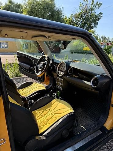 Продажа авто: Mini Mini Cooper (2002-Present): 2006 г., 1.6 л, Вариатор, Бензин, Хэтчбэк — 3