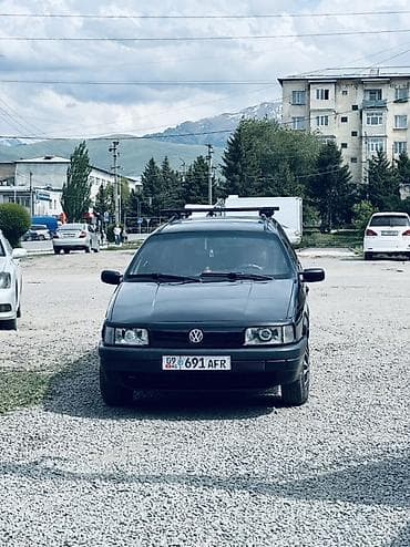 Volkswagen: Volkswagen Passat: 1990 г., 1.8 л, Механика, Бензин, Универсал — 1