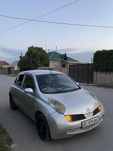 audi 4 2: Nissan March: 2001 г., 1.3 л, Автомат, Бензин, Хэтчбэк — 1