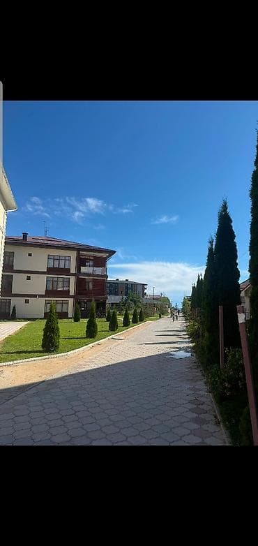гостевые дома бишкек: Сдается уютная квартира, в 5 минутах от пляжа. Все необходимое — 1