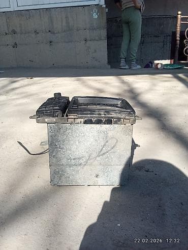 санарип тюнер: Колдонулган, 2-DIN, Системасыз, Оперативдик эс-тутумсуз ГБ ОЭТ, Камтылган эс-тутумсуз Гб ПЗУ — 4