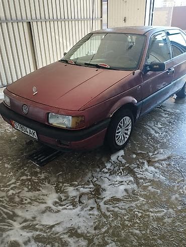 ct 200: Volkswagen Passat: 1988 г., 1.8 л, Механика, Бензин, Хэтчбэк — 2