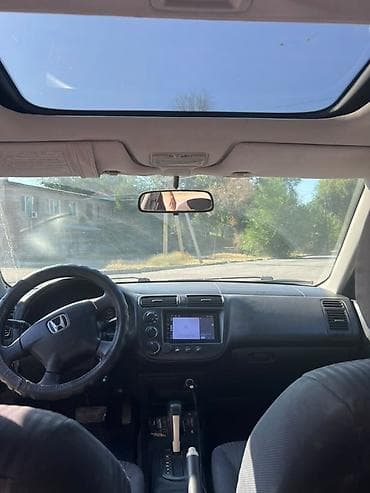 01: Honda Civic: 2001 г., 1.7 л, Автомат, Бензин, Седан — 8