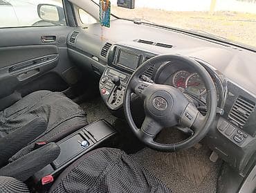 audi a8: Toyota WISH: 2003 г., 1.8 л, Автомат, Бензин, Минивэн — 4