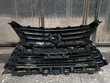 решетка: Решетка радиатора Lexus Б/у, Оригинал — 3