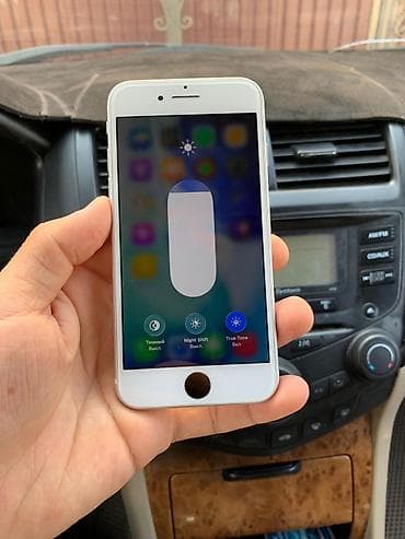 iphone 6 7: IPhone SE 2020, Б/у, 64 ГБ, Белый, 75 % — 7