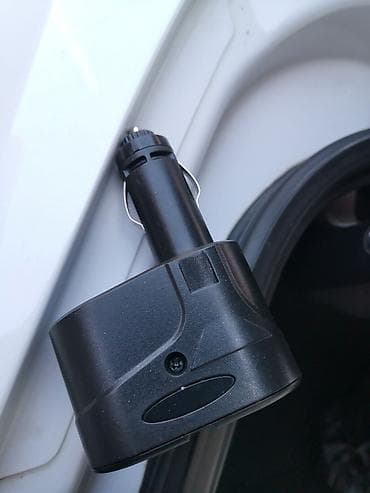 nokia e50: 1)Aux блютуз+зарядка. 2)Авто разветвитель в прикуриватель имеет 2 — 3