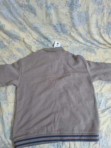 Пальто: Продаю свитер зимний теплый новый состояние качество идеальное бренд — 4